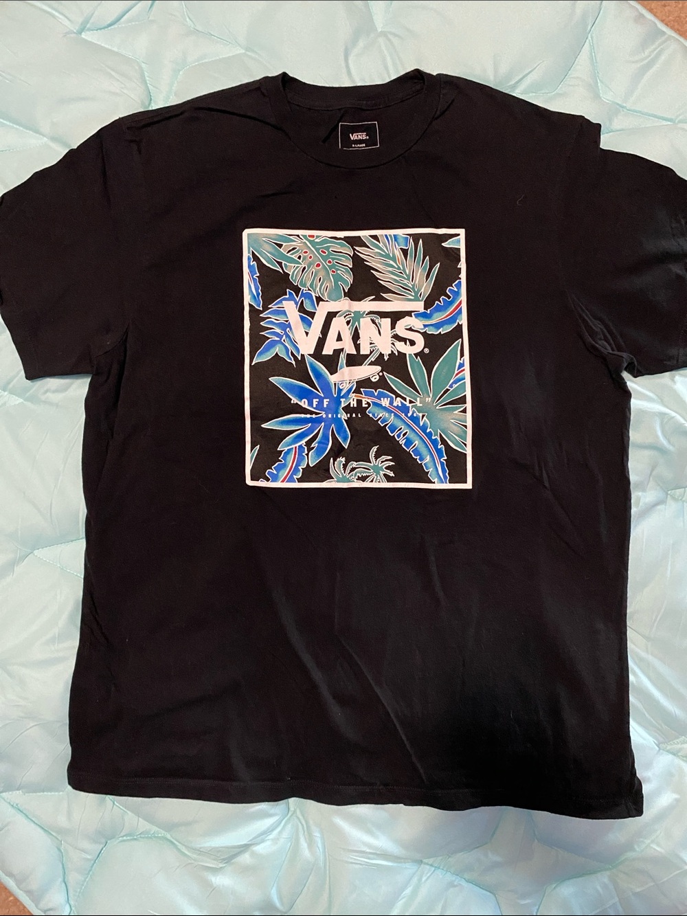 Vans men’s size XL Black Short Sleeve Tee with Blue & Green Tropical Logo